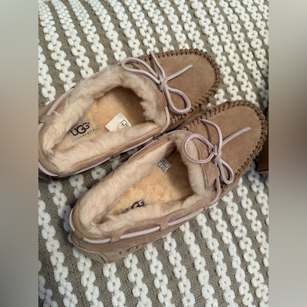 UGG Ansley Chestnut Suede Shearling Moccasin Slippers - Chestnut